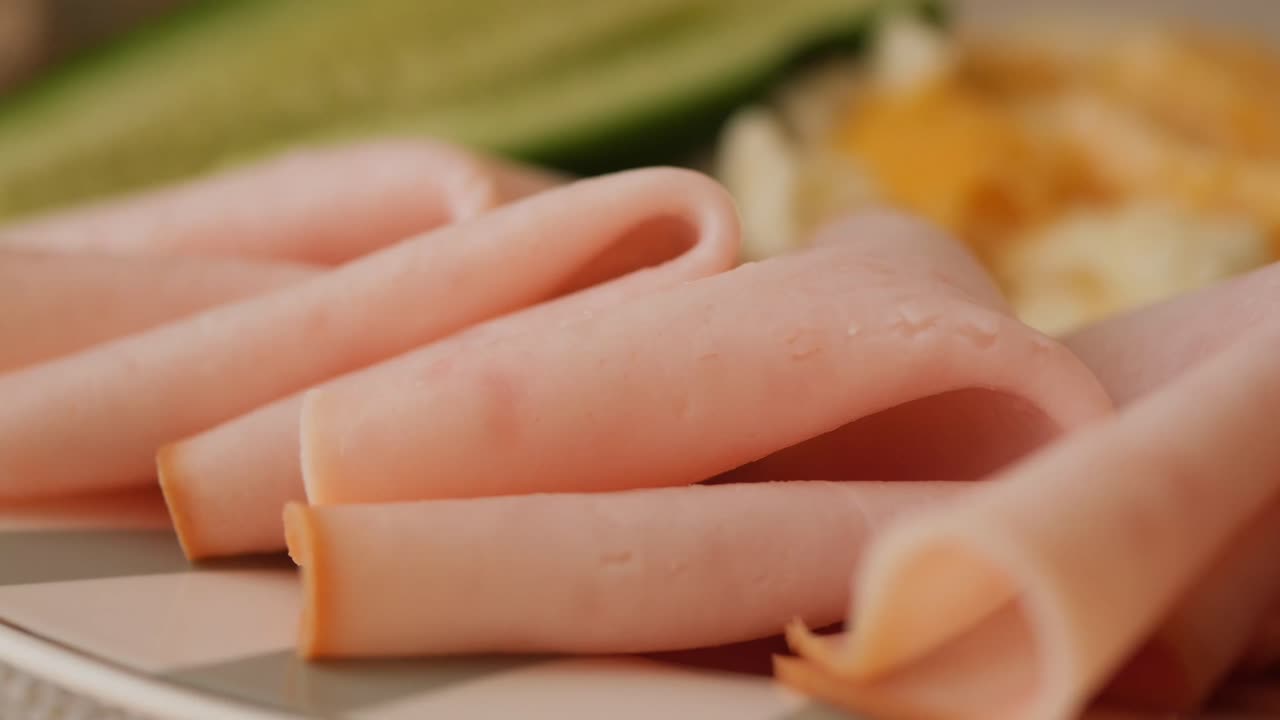 Ham and cucumber