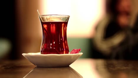 driking turkish tea in cafe istanbul 3