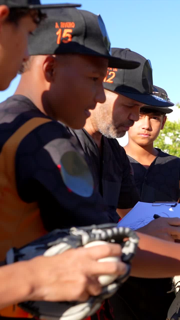 Mischia di una squadra di baseball giovanile
