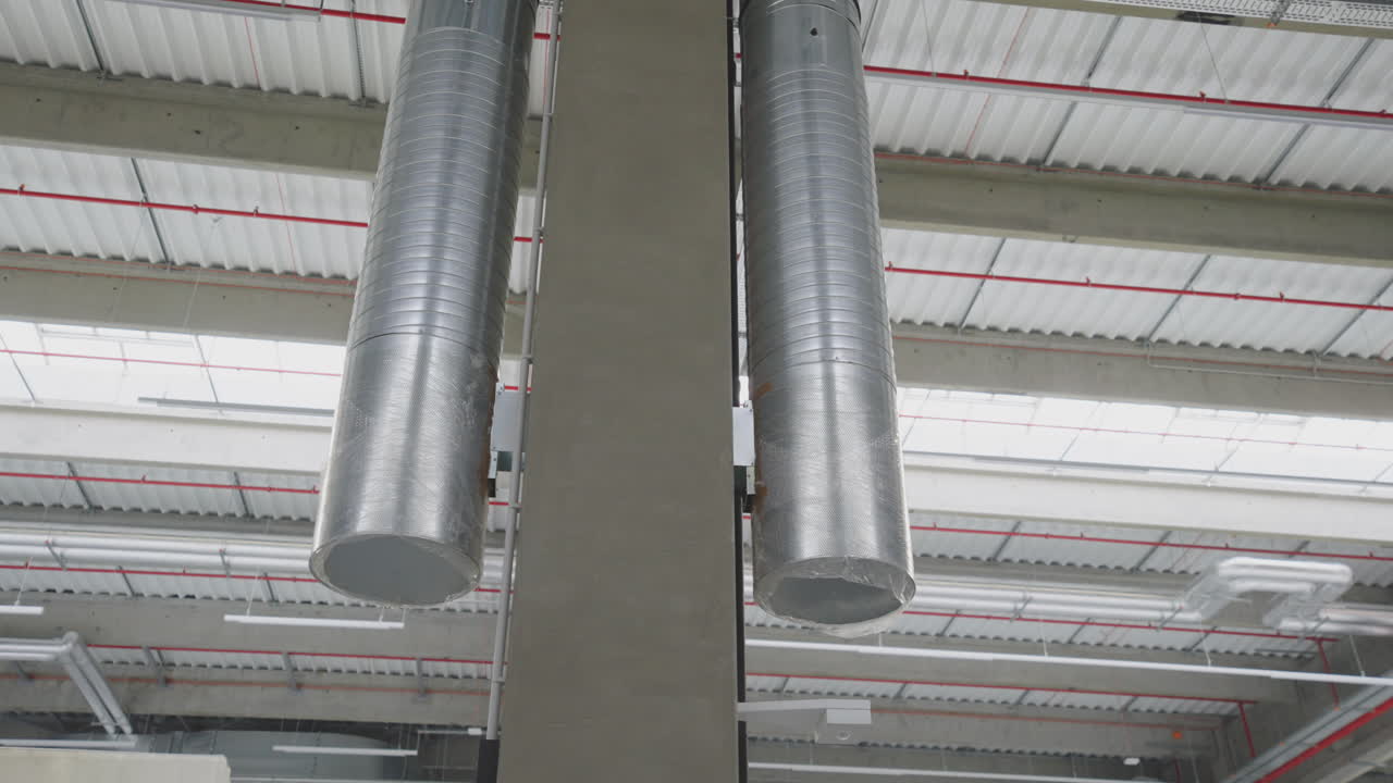 산업 홀 내부 세부 사항