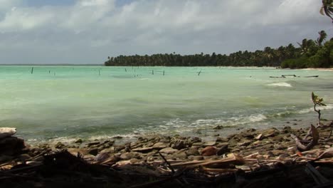Beach-and-landscape-of-Fanning-Island,-Kiribati