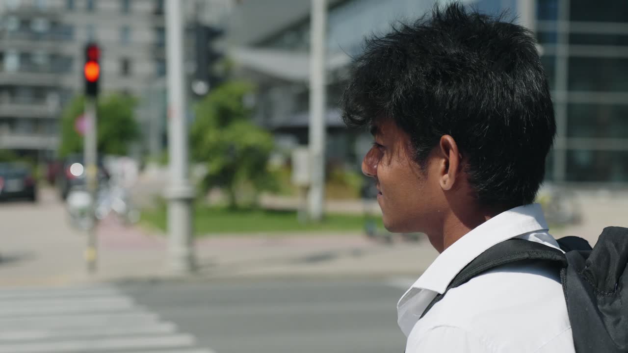 스리랑카인의 눈에 비친 높은 야망