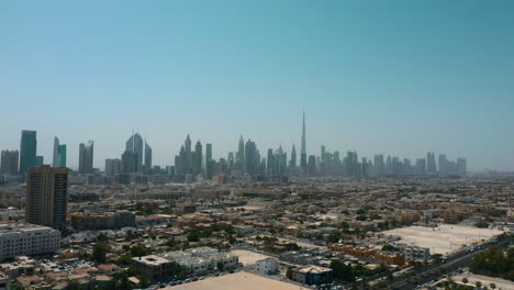 el horizonte de dubai, el viejo y el nuevo dubai