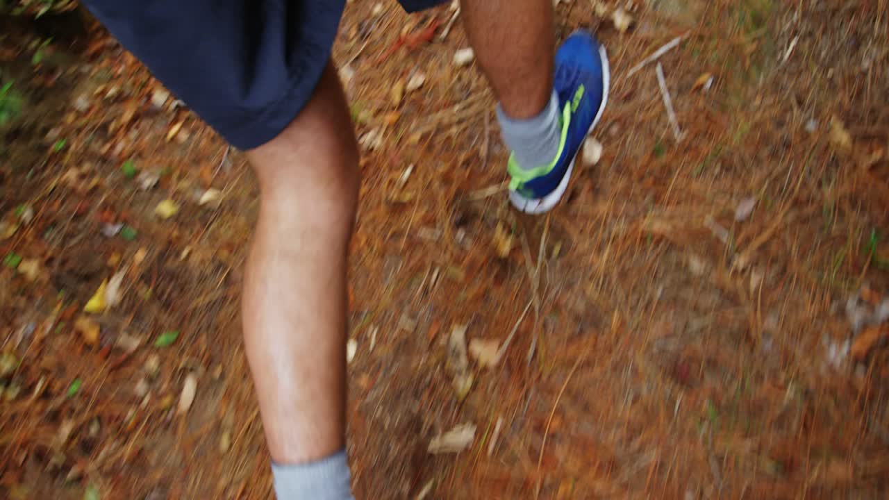 hombre yendo a correr