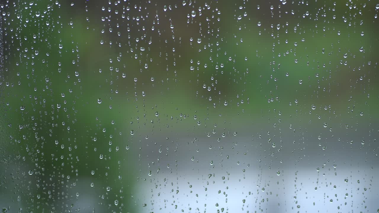 lluvia sobre vidrio gotas de lluvia 4k uhd