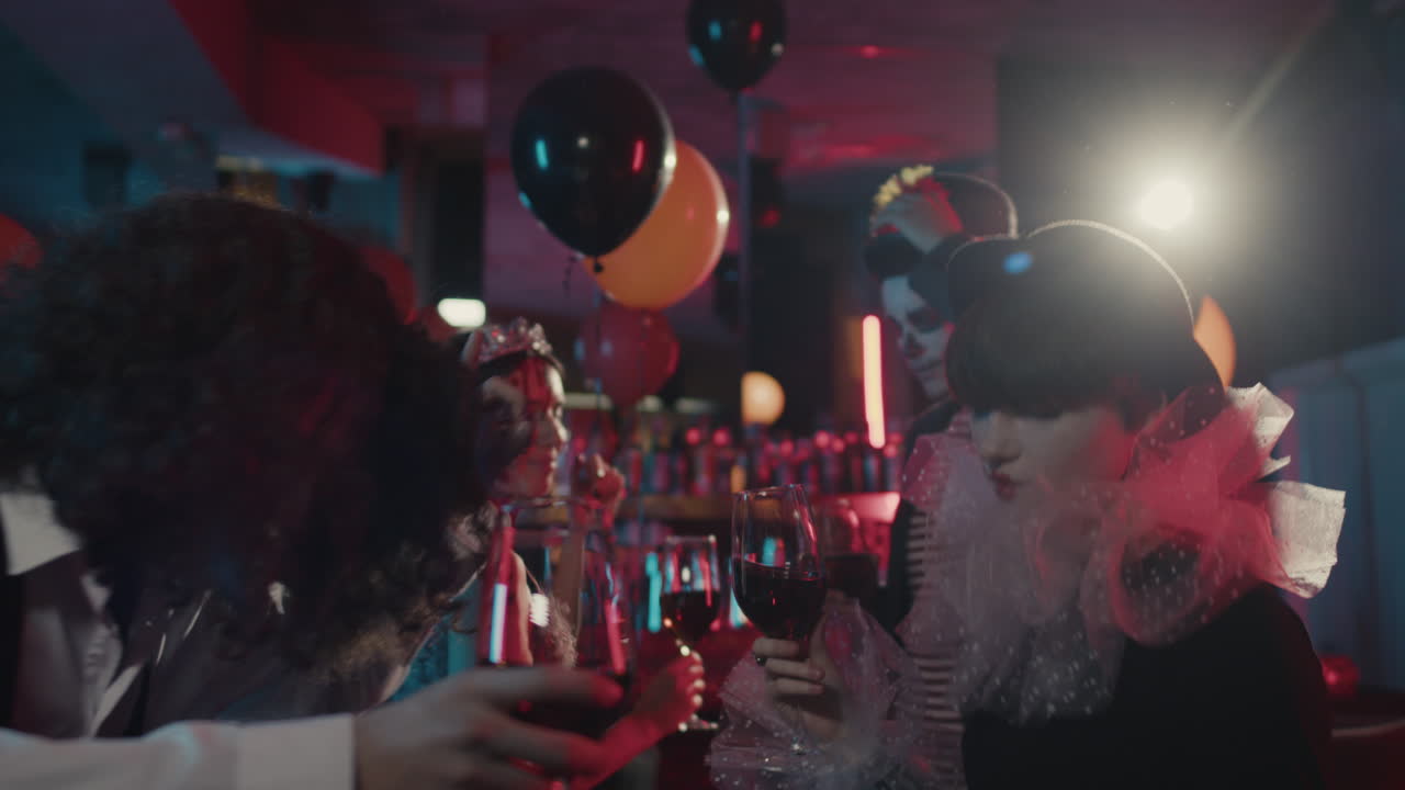 파티에서 친구 그룹.