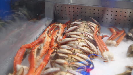 various kinds of crab fill fishmongers seafood market display case, hd