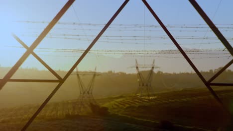 video del paisaje rural con líneas eléctricas
