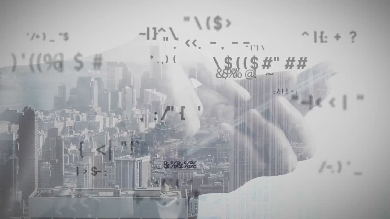 스마트 폰을 사용하는 사람 위의 수학적 기호와 도시 풍경