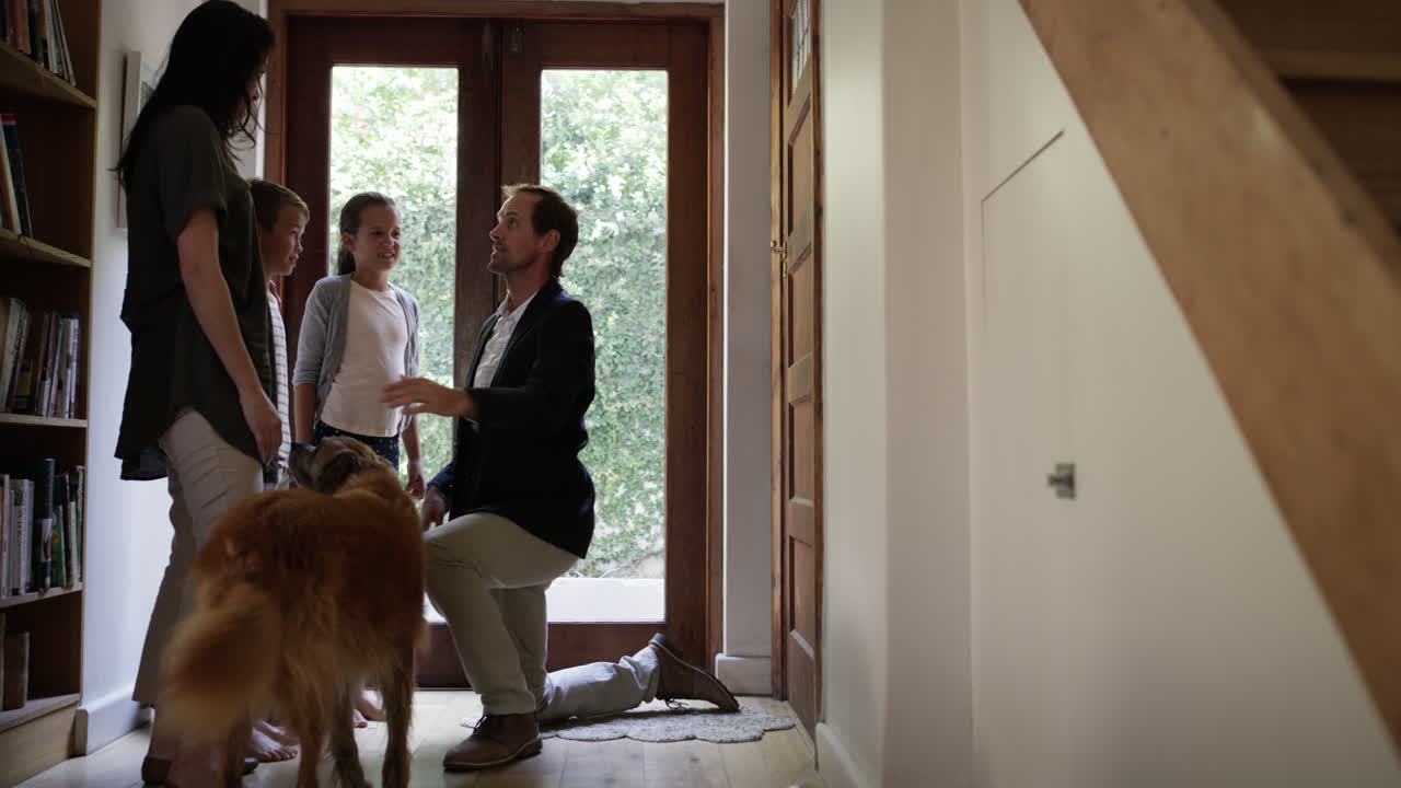 이 곳으로 돌아오는 것보다 더 좋은 것은 없습니다.