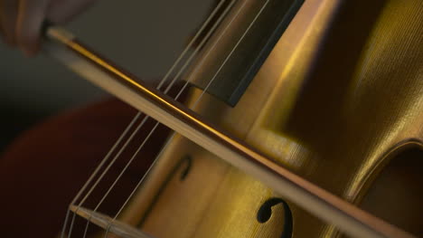 violonchelo en orquesta músico tocando violonchelo 7