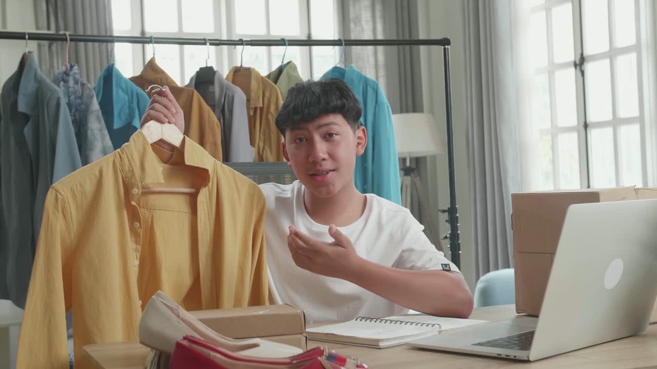 Fashionable Clothing Review by Young Influencer