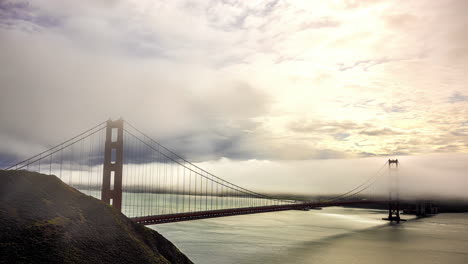 Timelapse-shot-over-the-golden-gate-bridge-with-white-clouds-passing-by-in-San-Francisco,-CA,-USA-at-daytime