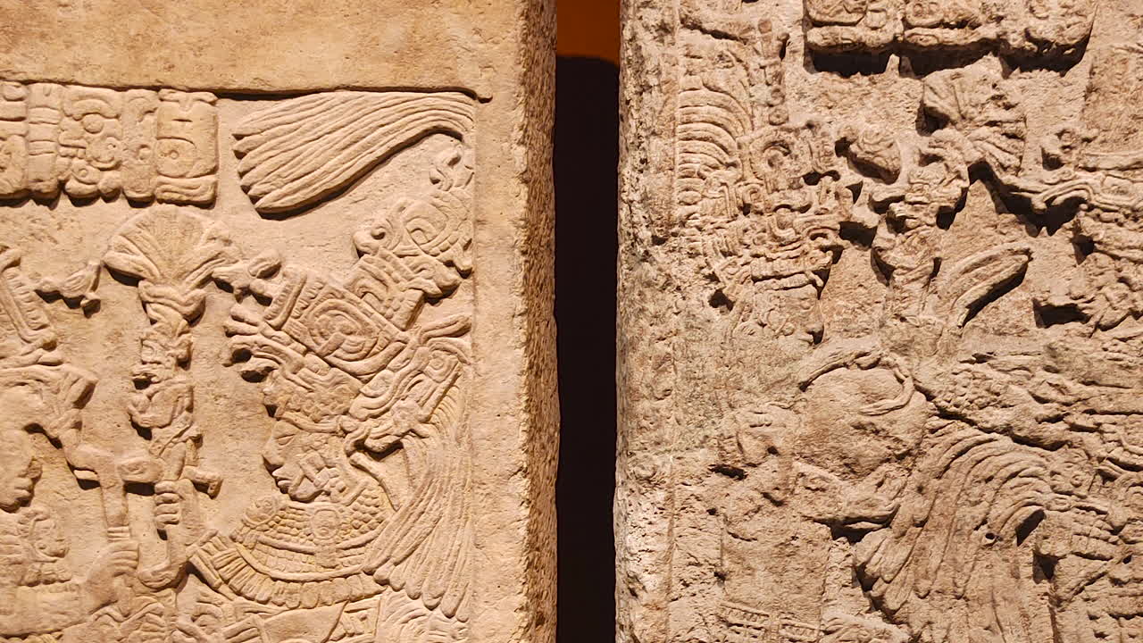 estela maya exhibida como exhibición en el museo de antropología e historia en la ciudad de méxico