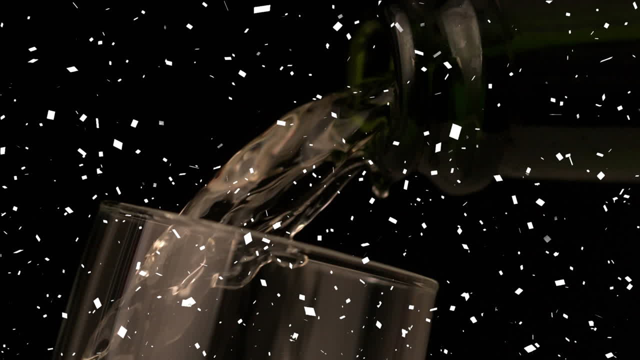 콘페티가 떨어지고  ⁇ 페인이 유리잔에  ⁇ 여있는 애니메이션