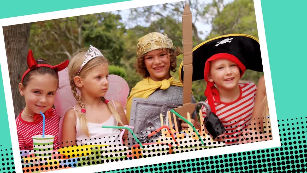 niños en una fiesta de disfraces