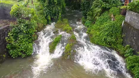 Nach-Dem-Zyklonfluss