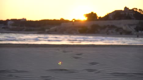 Der-Perfekte-Sonnenuntergang-Am-Strand