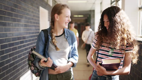 Las-Amistades-De-La-Escuela-Secundaria-Son-Las-Mejores-Amistades.