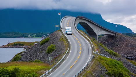 Atlantic-Ocean-Road