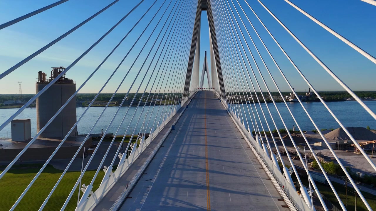 Gordie Howe International Bridge åbningsdag, der forbinder Detroit og Windsor, Ontario