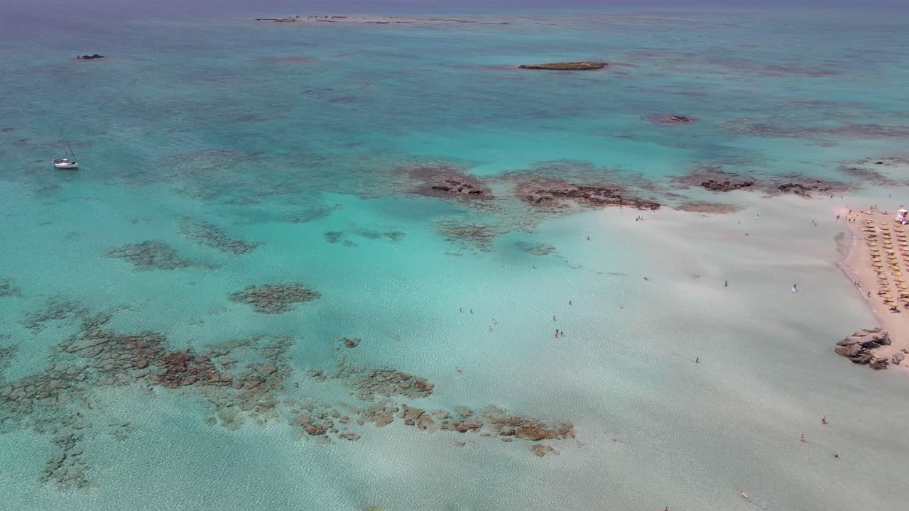 grecia creta elafonissi playa aérea drone imágenes 3.mp4