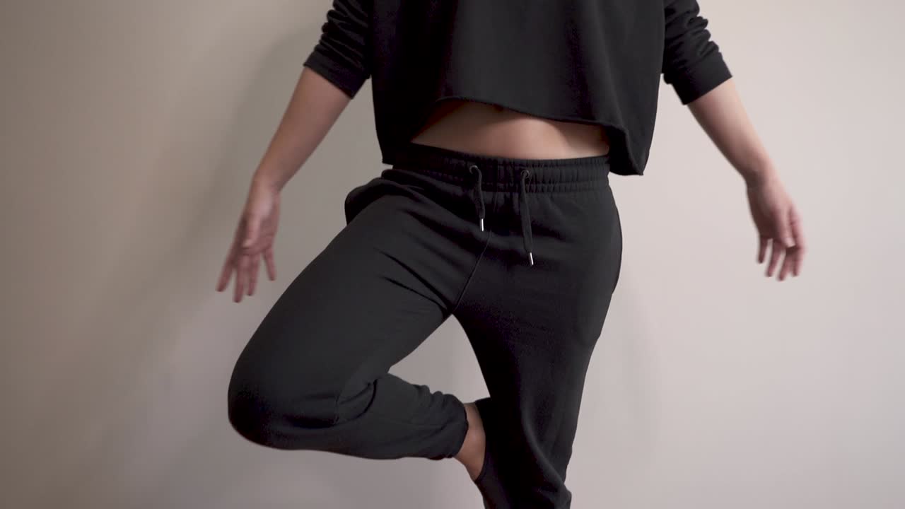 크레인을 하는 여자의 아름다운 샷