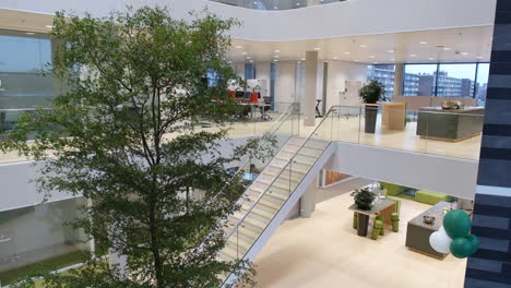 Rabobank-Gouwestreek-Multifunctional-Office-And-Sustainable-Building-With-Flexible-Workplace-In-Gouda,-Netherlands