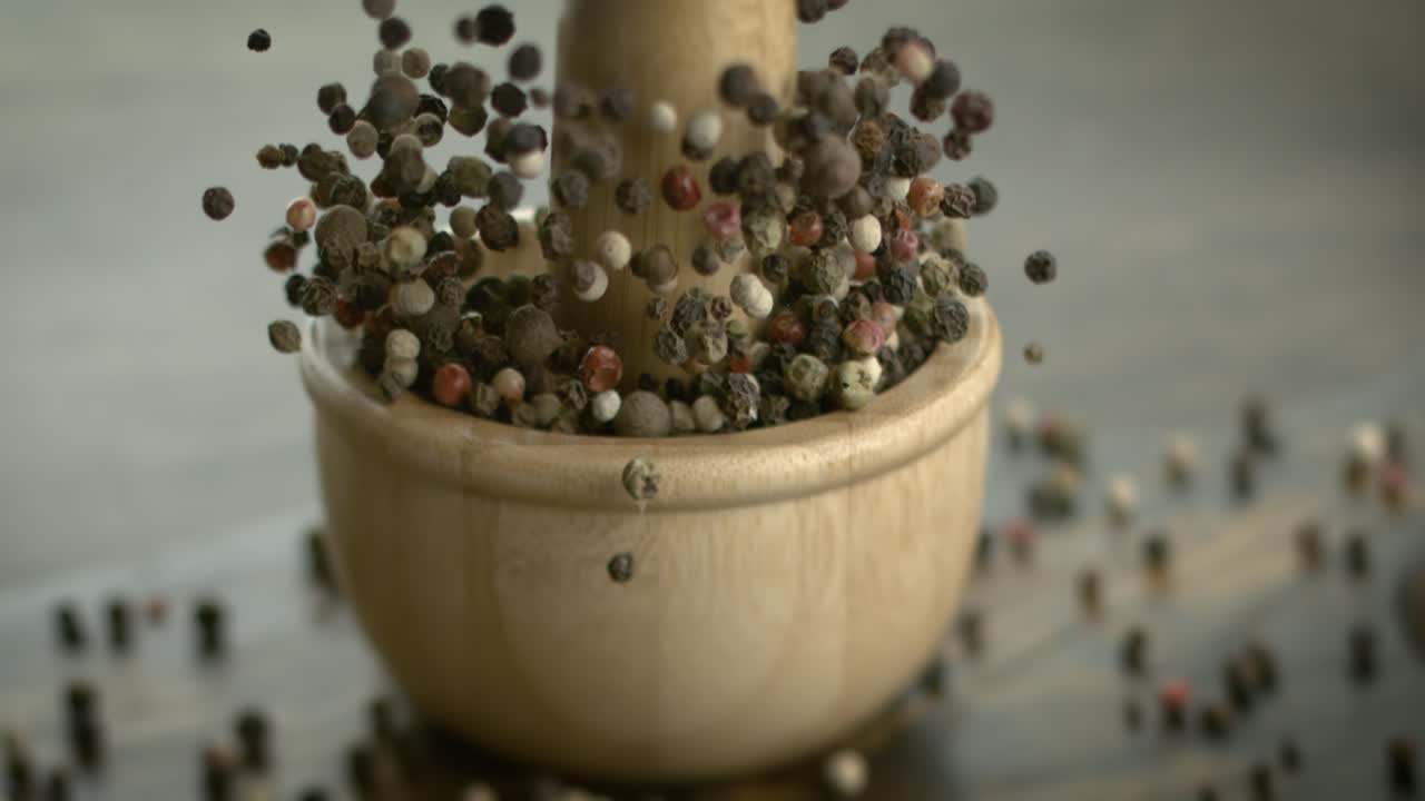 슈퍼 슬로우 모션으로  ⁇ 은 후추  ⁇ 어리 드라이  ⁇ 스 후추  ⁇ 어리 클로즈업