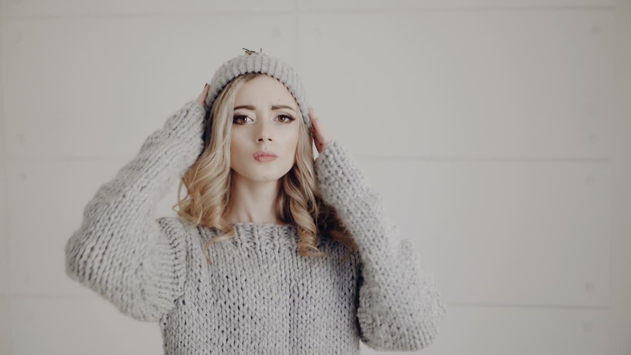 Beauty Fashion surprised Woman portrait. Beautiful girl model with a beautiful make-up came out. Emotions. Isolated over white background