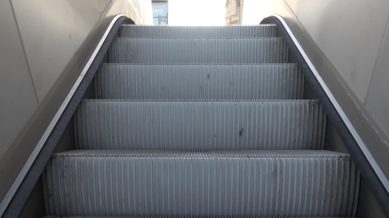 Escalators FPV, Going Up From Undeground to the Streets