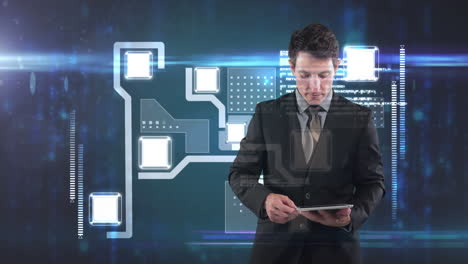 presentador caucásico que utiliza una tableta con experiencia en tecnología