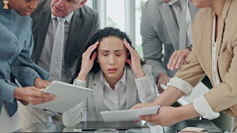 Business,-chaos-and-woman-with-stress