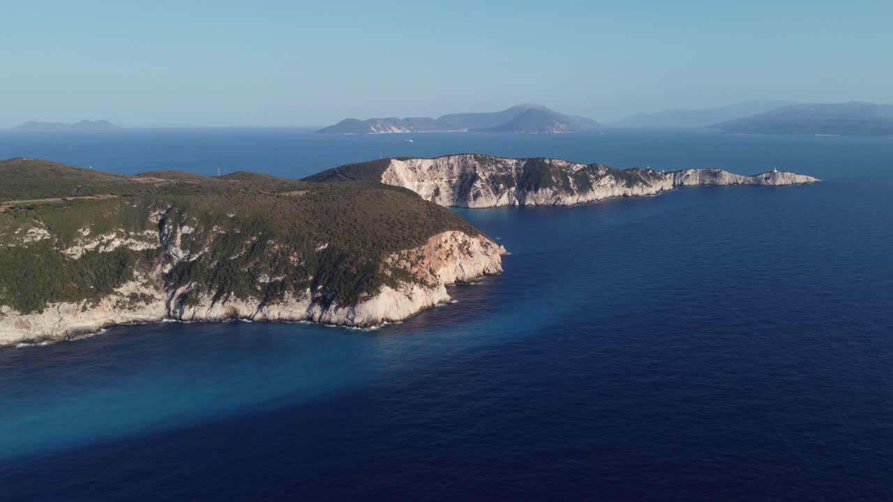 Vista aerea di Capo Lefkada e delle isole circostanti