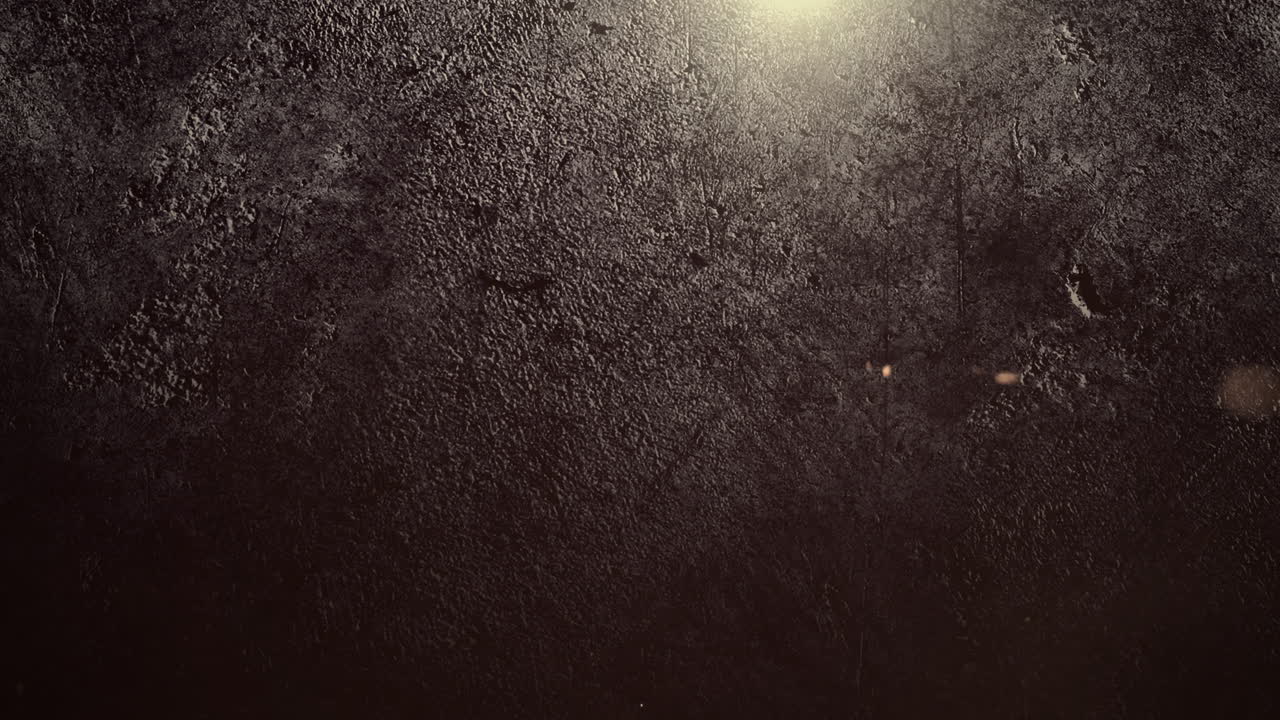 Light effect and moving camera on grunge texture
