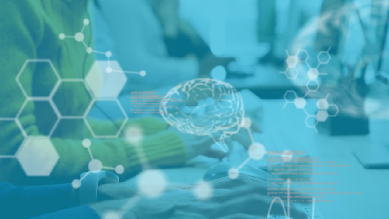 헤드을 착용한 애니메이션 다민족 팀이 사무실에서 기술을 사용하며 뇌 모델을 강조합니다.