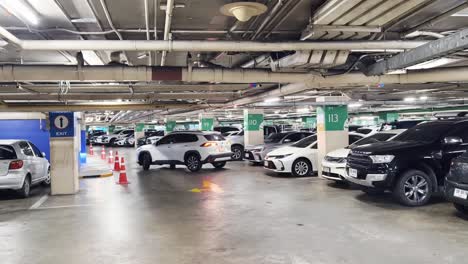 estacionamiento subterráneo