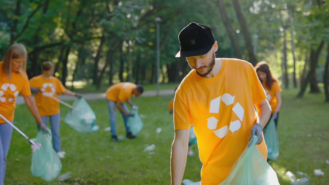 Volunteers Cleaning Up Park