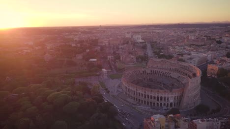 Video-Aéreo-De-Roma-Y-El-Coliseo