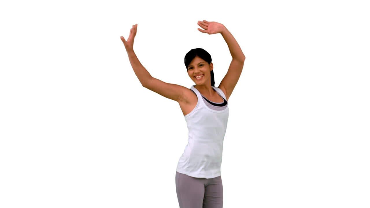 mujer en forma saltando