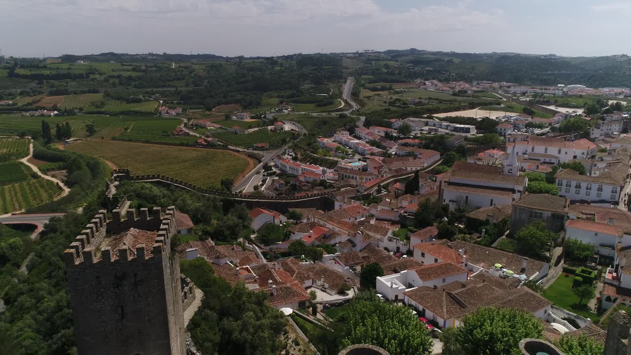 obidos, ciudad medieval de portugal, vista aérea