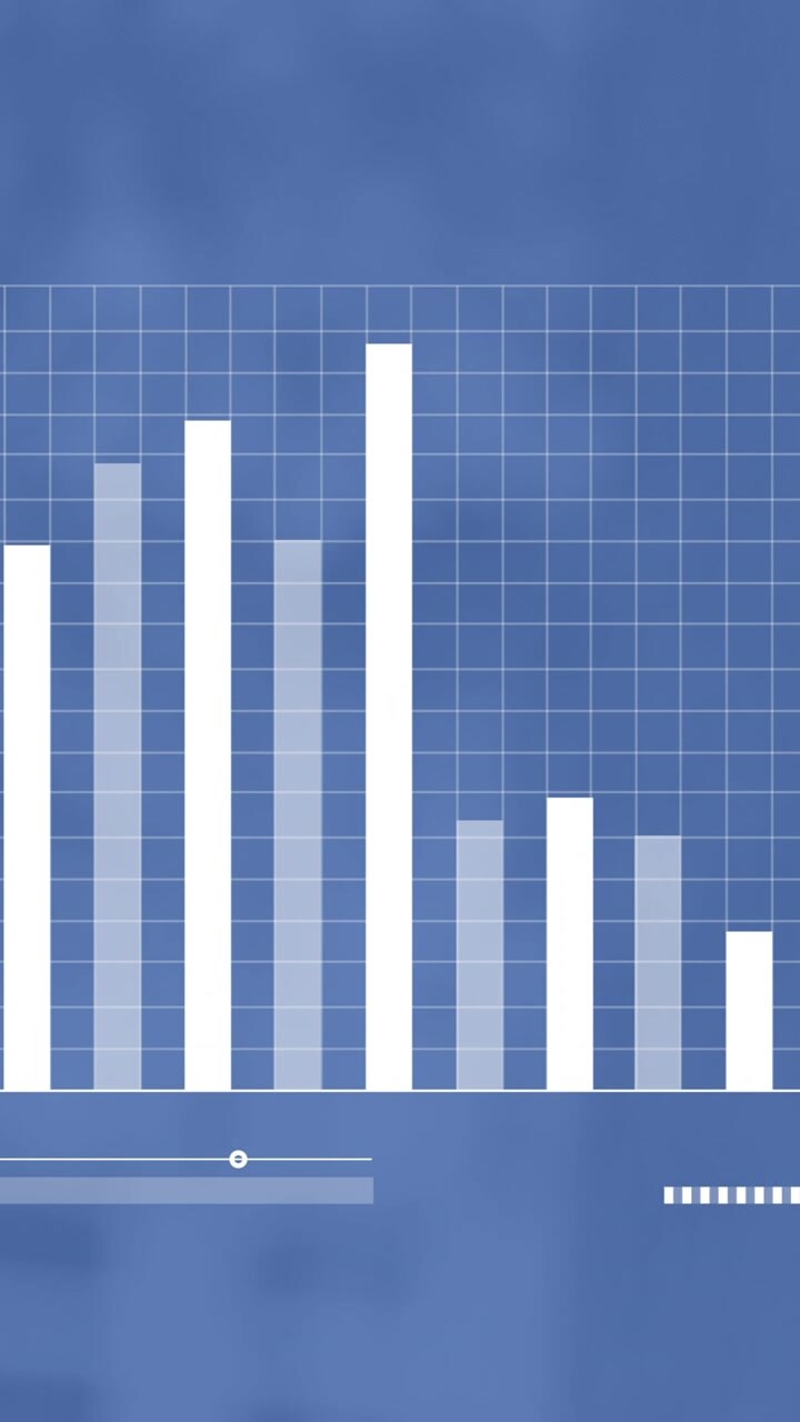 Animace grafu zpracovávajícího data na modrém pozadí
