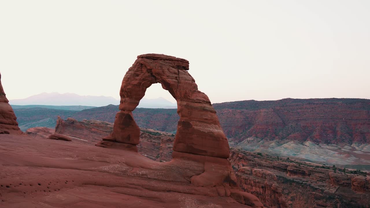 Delicate Arch di Taman Nasional Arches di Utah