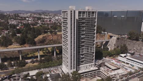 vista aérea de edificios en santa fe, méxico, cerca de la mexicana