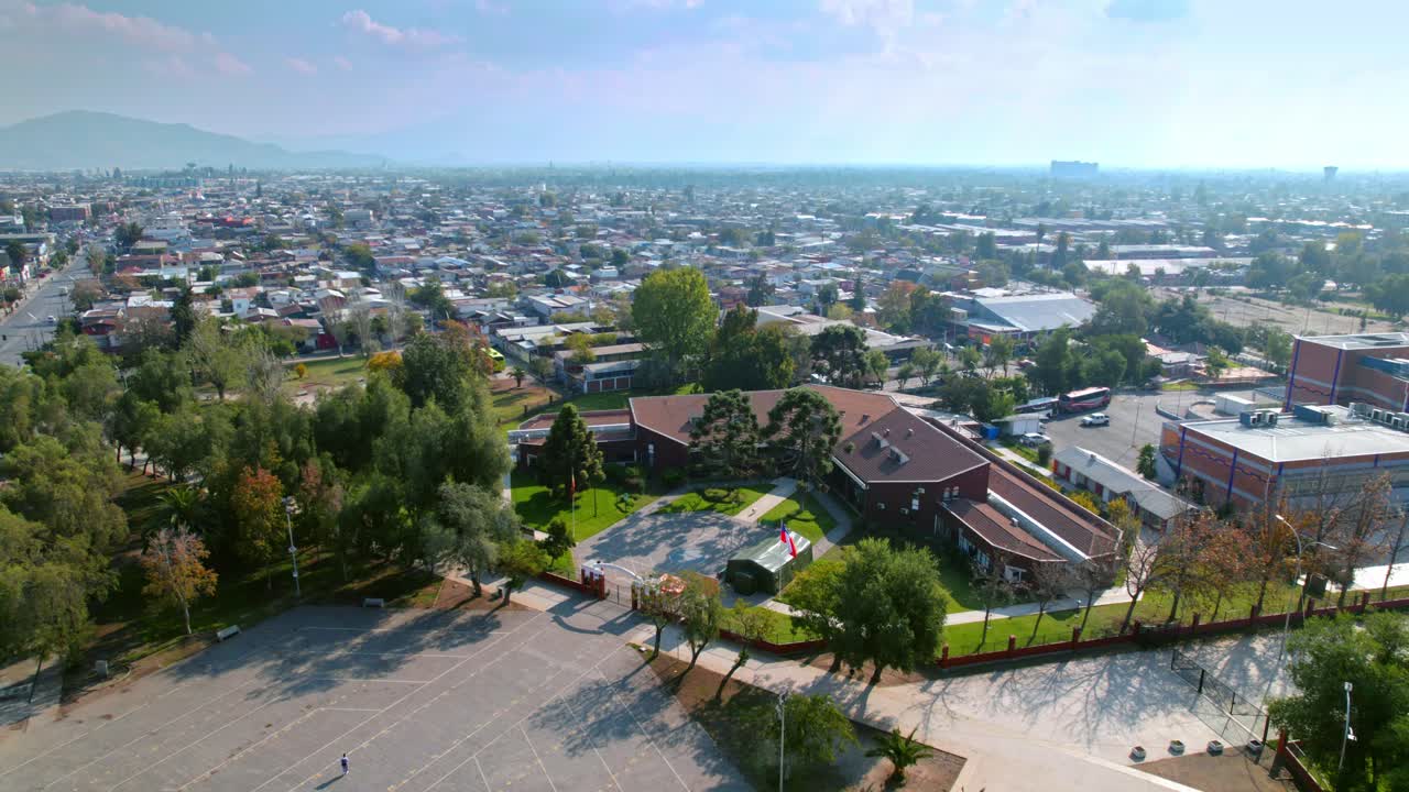 칠레 산티아고의 로 프라도 시를 확립하는 공중 사진