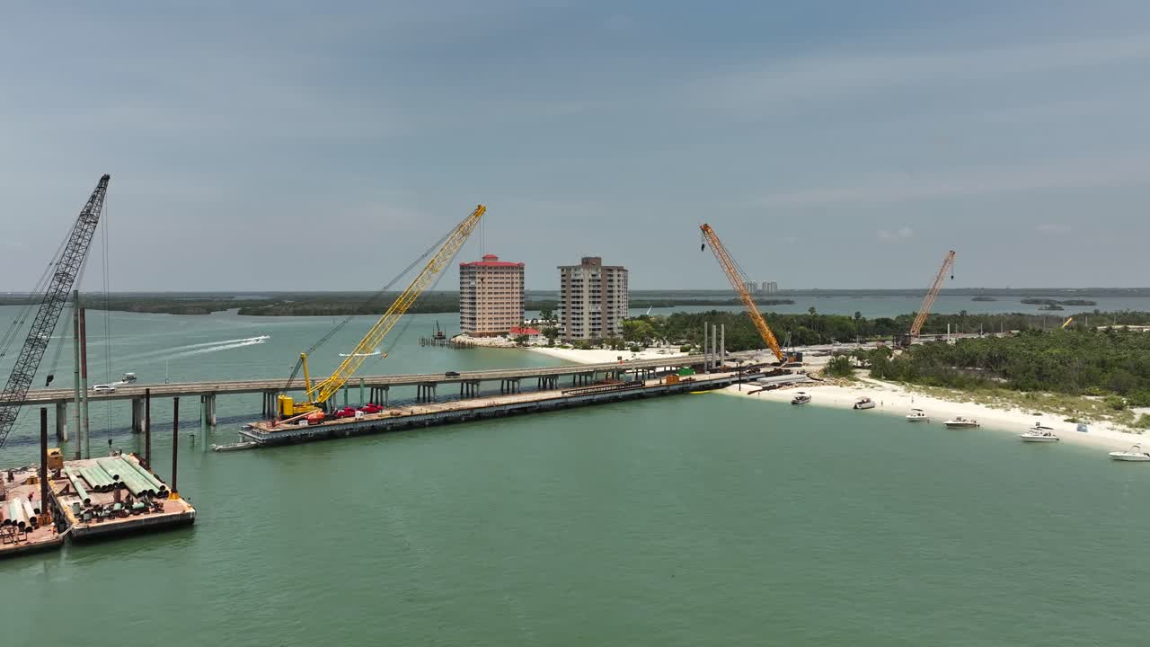 reparación y construcción de puentes cerca del parque estatal de los amantes