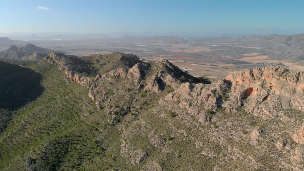 jumilla región montañosa de murcia, españa, paisaje panorámico aéreo