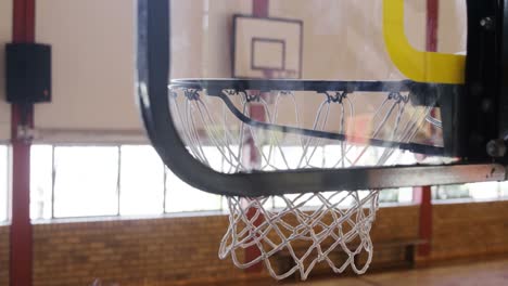 Basketball-player-playing-in-the-court