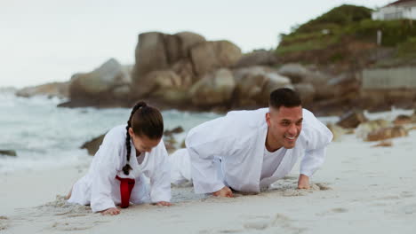 playa, ejercicio de karate o niño aprendiendo artes marciales