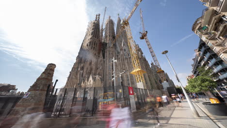 sagrada familia cathedral in barcelona